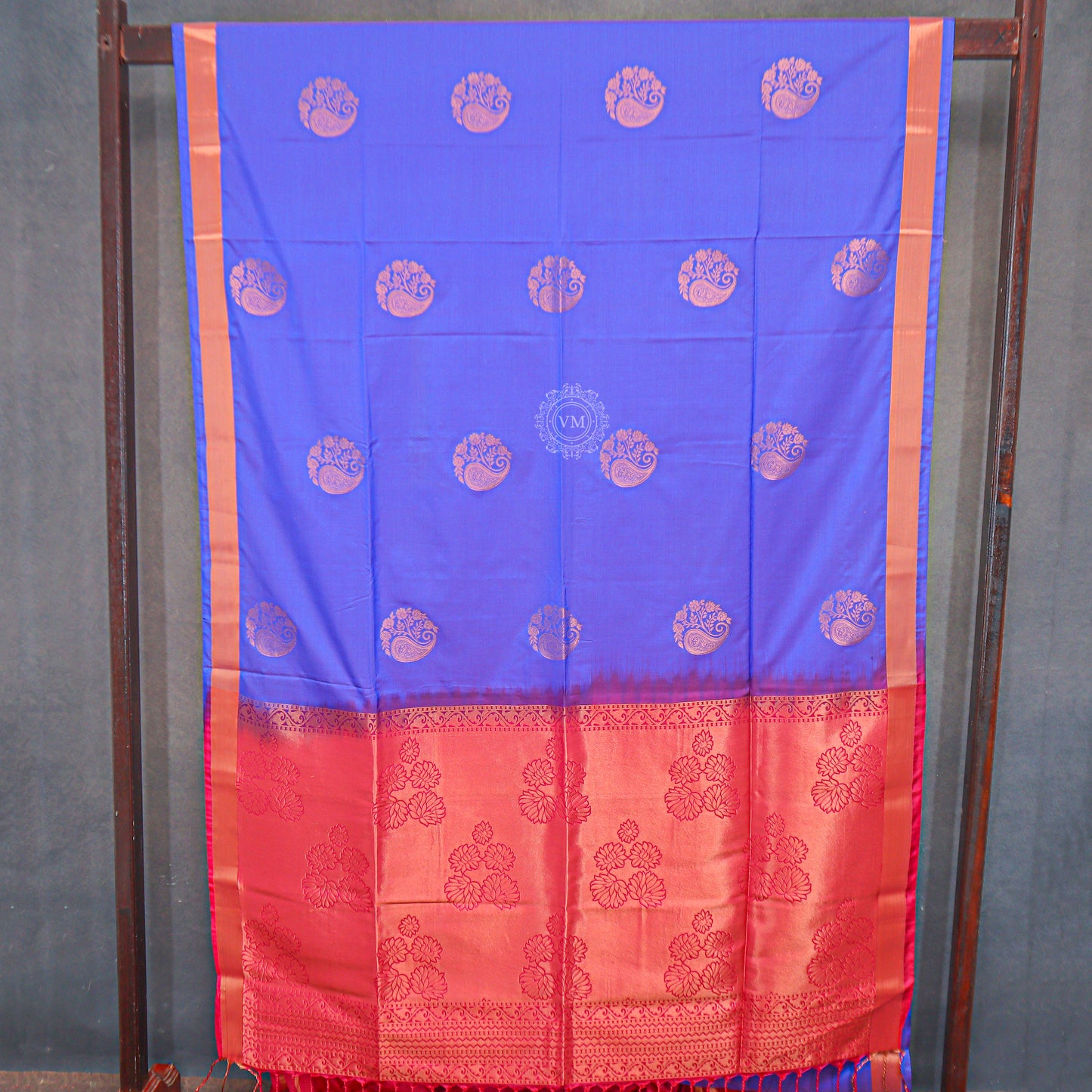 VM23083471 Blue with Reddish pink Semi soft silk saree