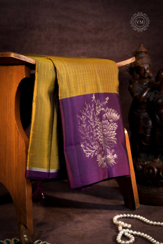 Luxor Gold Handloom soft silk saree