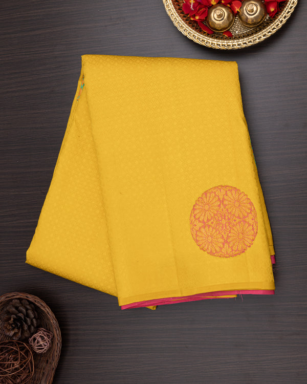 KANCHIPURAM TRADITIONAL SILK SAREE YELLOW COLOUR