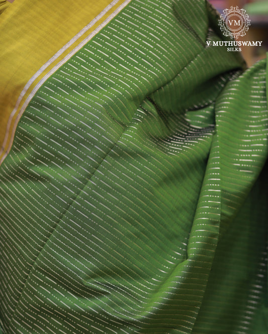 Light Green With Fenugreek Yellow - Semi Soft Silk Saree