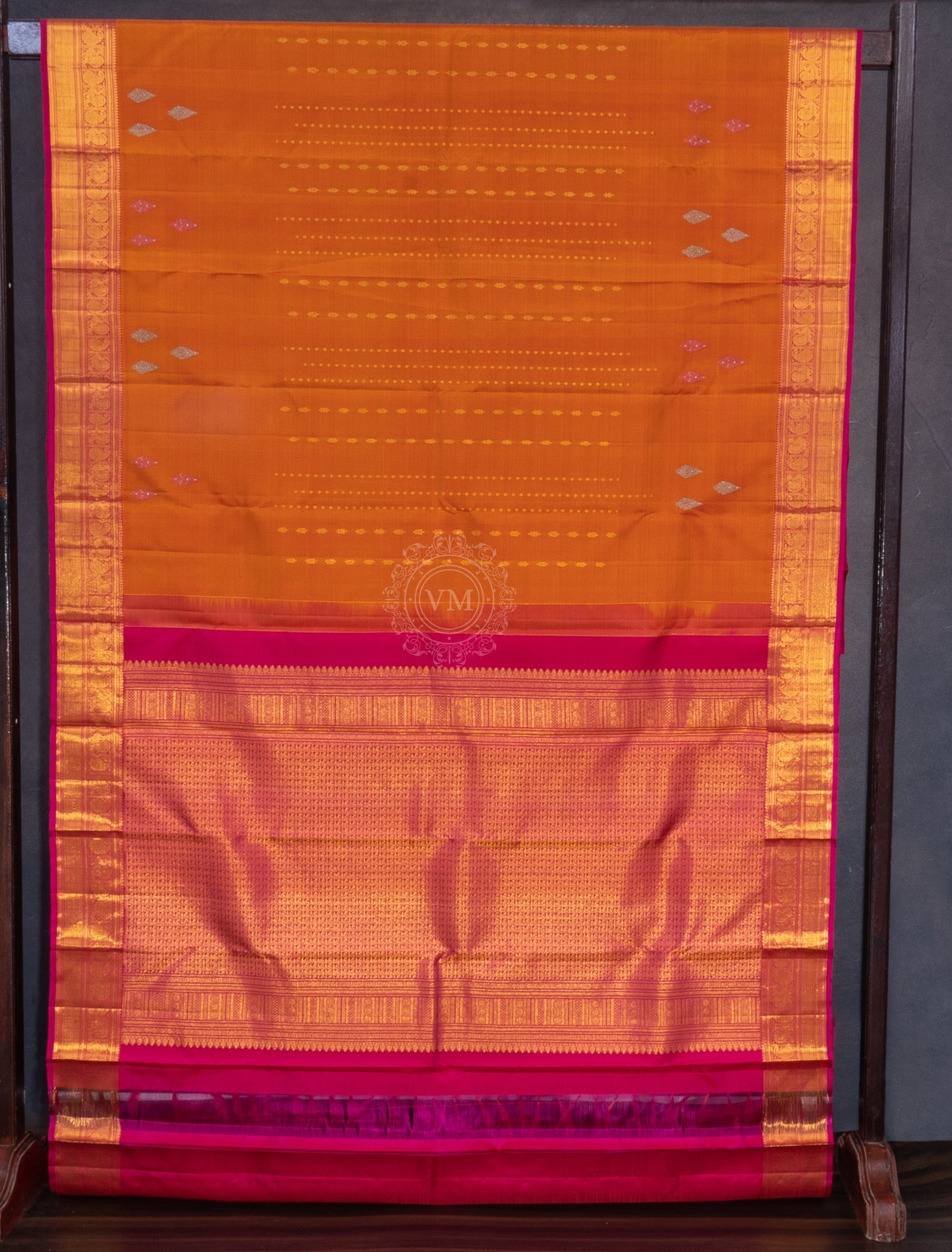 RUST ORANGE COLOUR KANCHIPURAM TRADITIONAL SILK SAREE