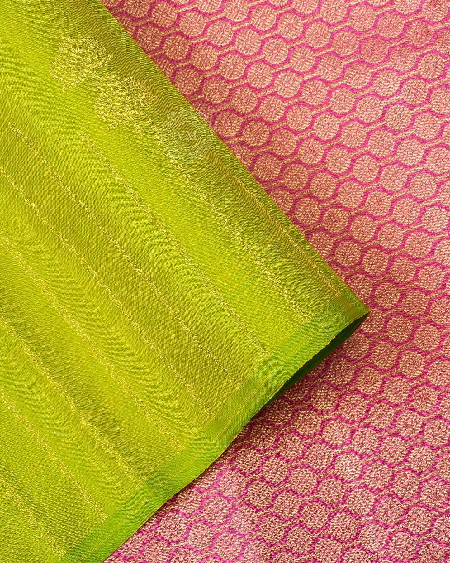 OLIVE YELLOW COLOUR KANCHIPURAM LIGHT WEIGHT SILK SAREE