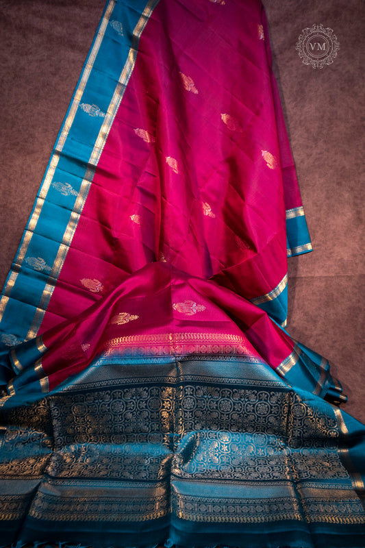 Violet Red Handloom Soft Silk Saree