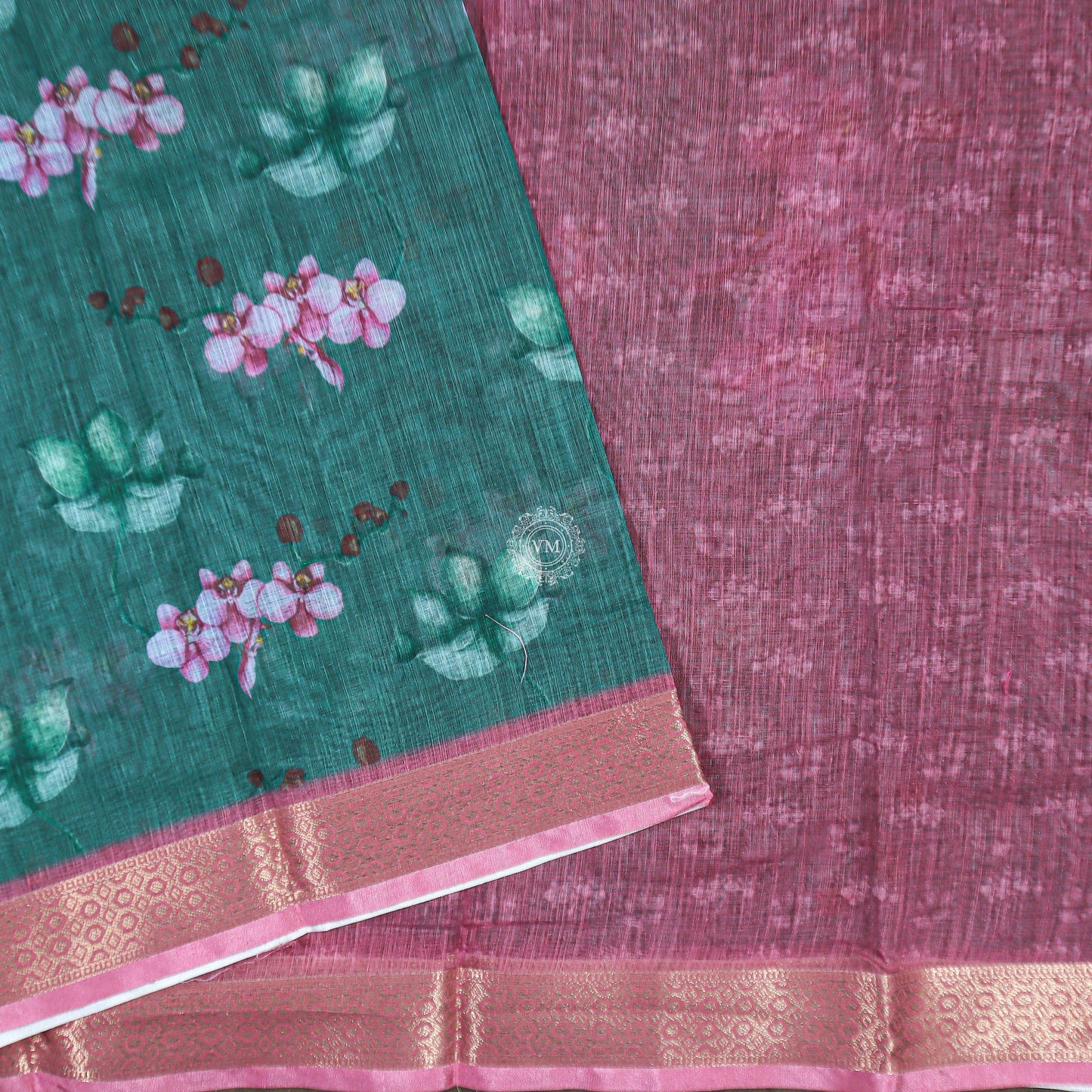 VM2308956 Linen cotton saree