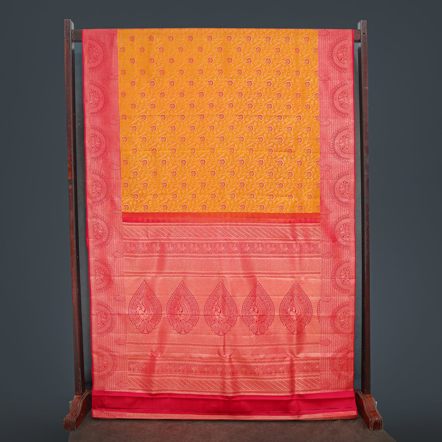 VM Wedding Silk Saree VM23031094