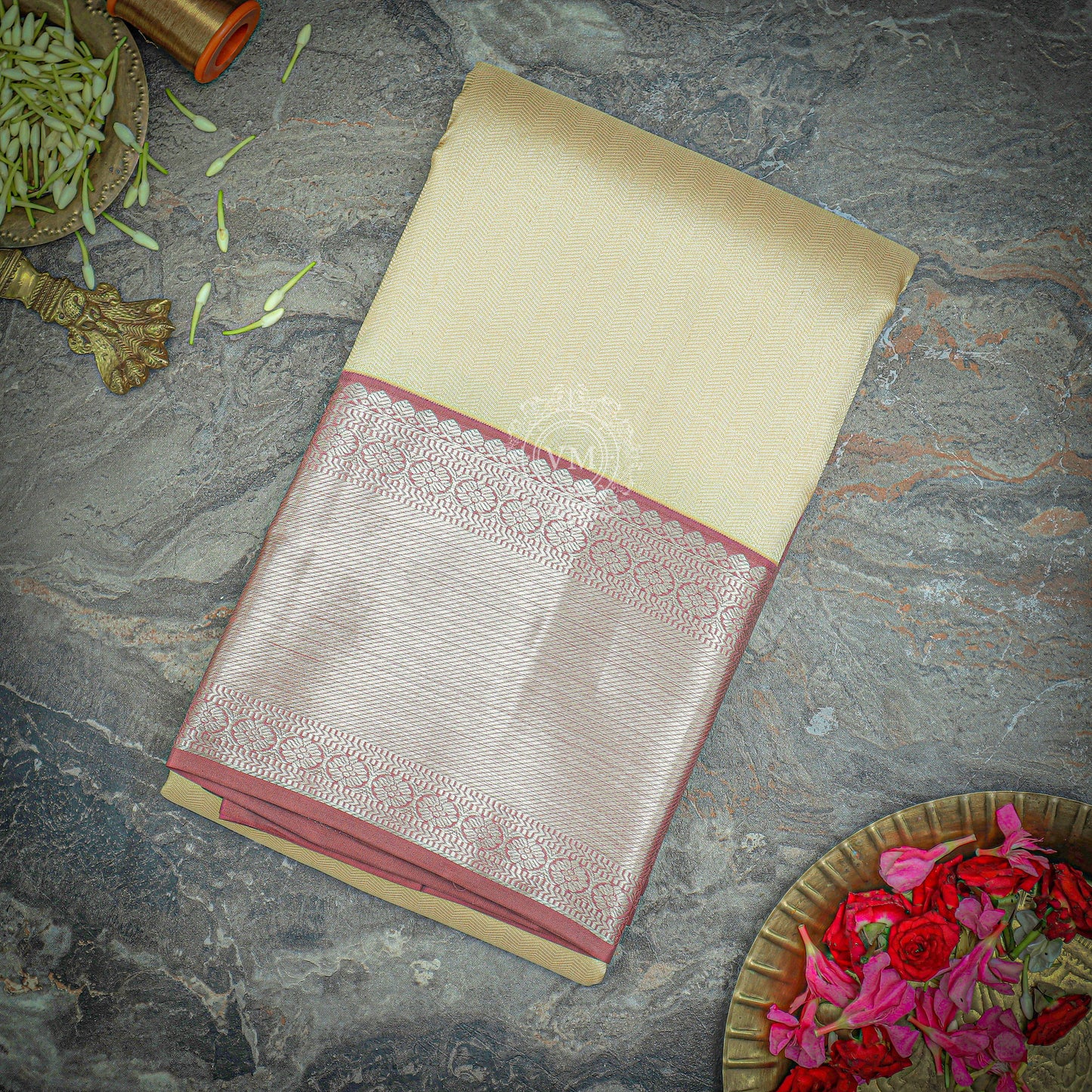 VM Wedding Silk Saree VM23012775